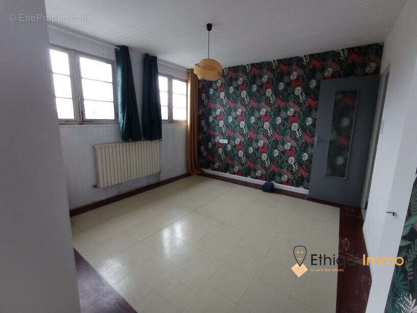 Maison à BAR-SUR-AUBE