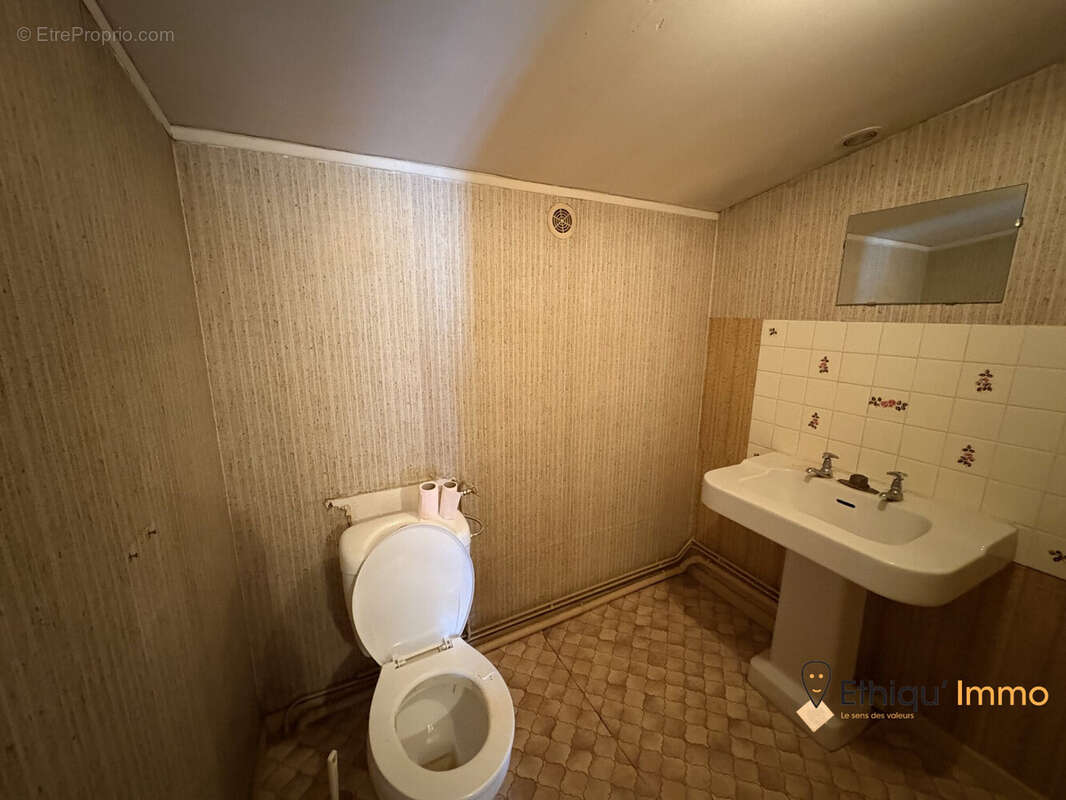 Maison à SOMMEVOIRE