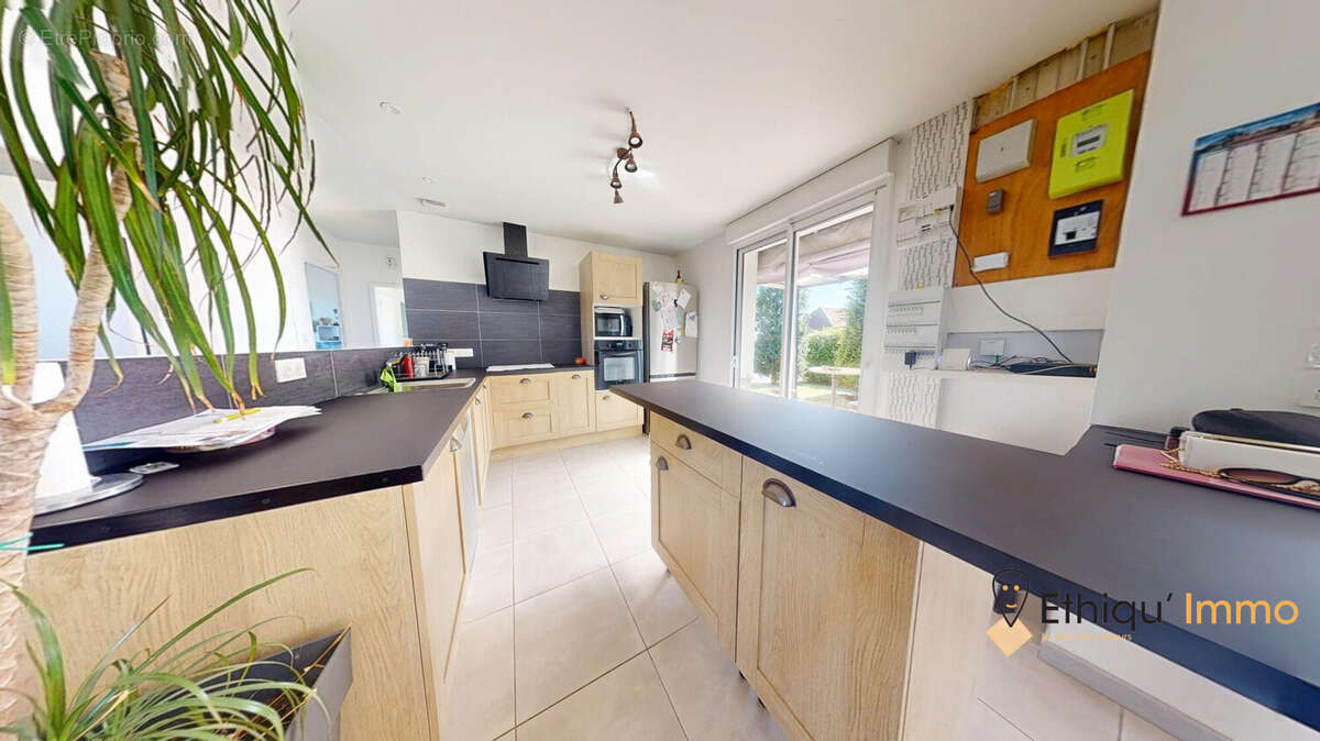 Maison à ALLIBAUDIERES