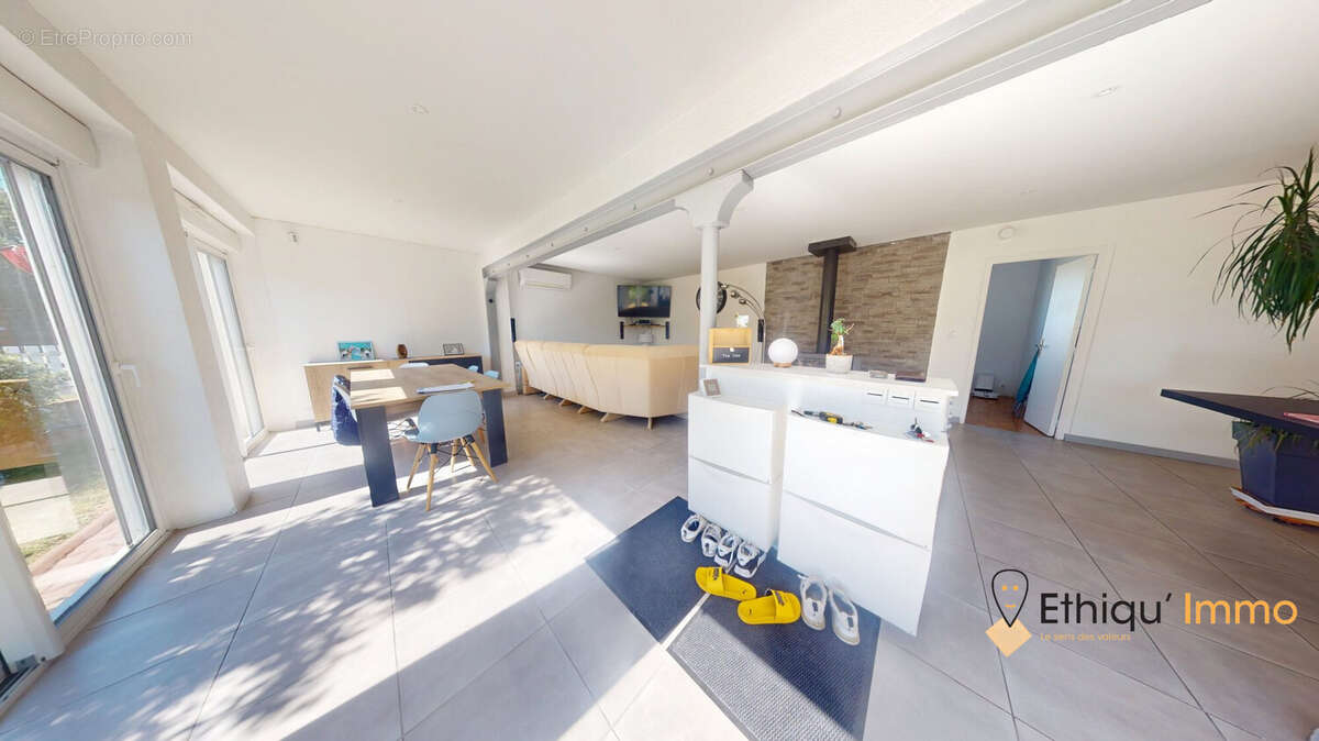 Maison à ALLIBAUDIERES