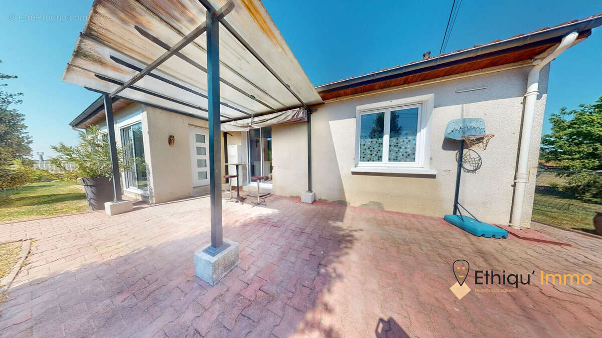 Maison à ALLIBAUDIERES