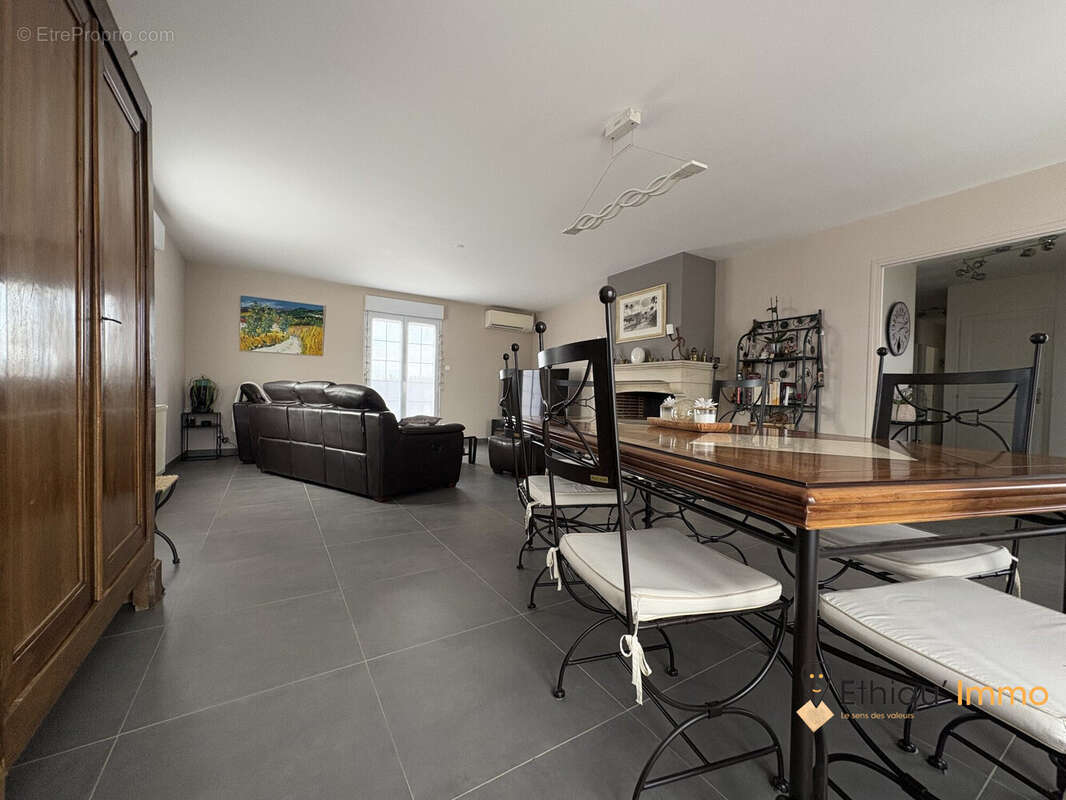 Maison à THIEFFRAIN