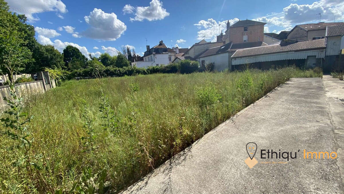 Maison à BAR-SUR-AUBE