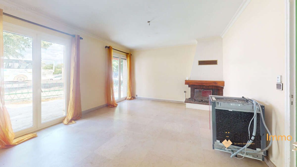 Maison à BAR-SUR-AUBE