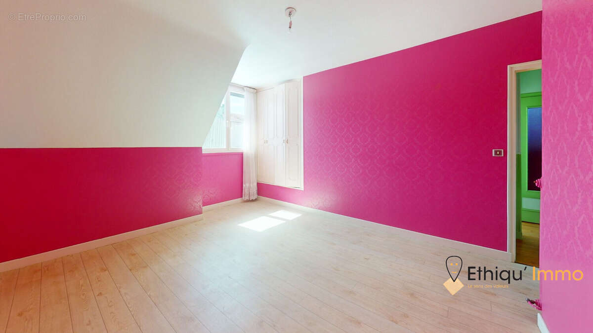 Maison à BAR-SUR-AUBE