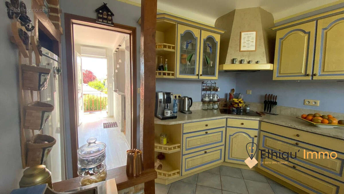 Maison à LA RIVIERE-DE-CORPS