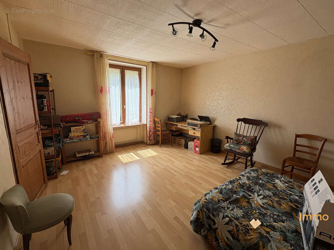 Maison à PUITS-ET-NUISEMENT