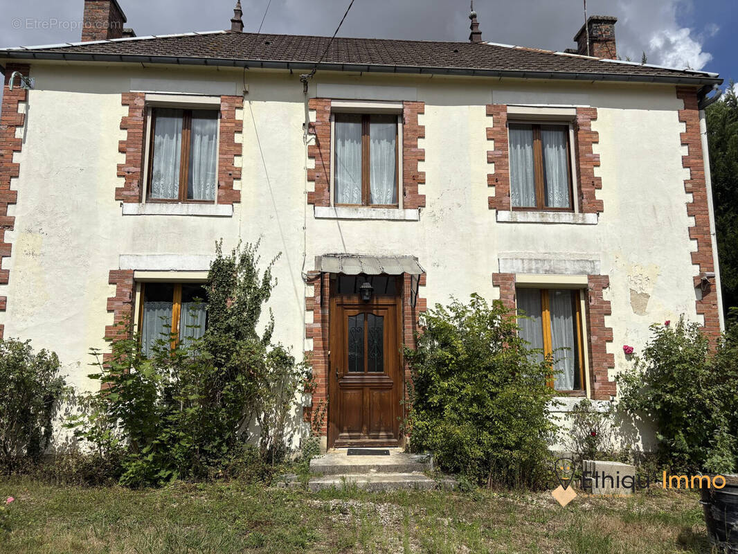 Maison à PUITS-ET-NUISEMENT