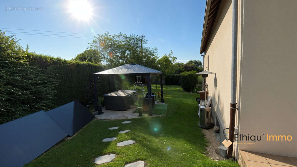 Maison à PRECY-SAINT-MARTIN