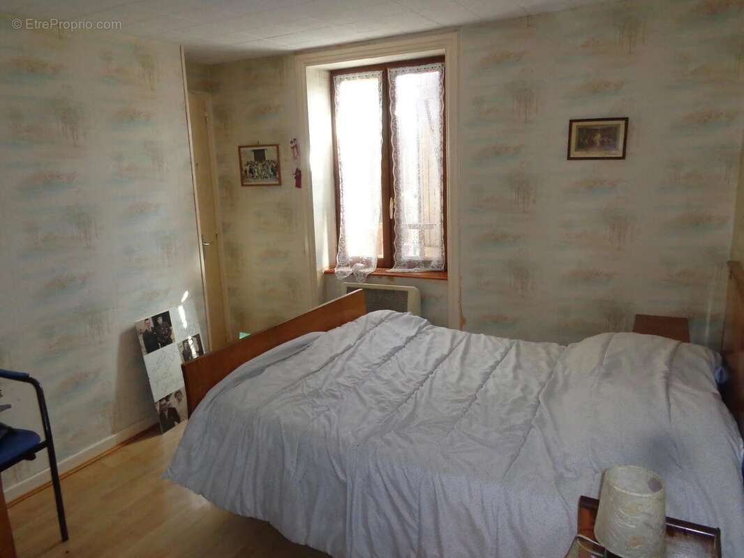 Maison à SAINT-NIZIER-D&#039;AZERGUES