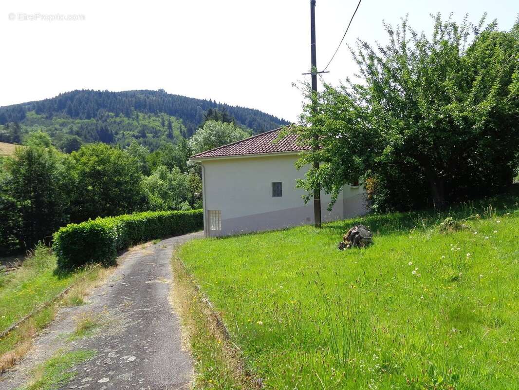 Maison à CHAMBOST-ALLIERES