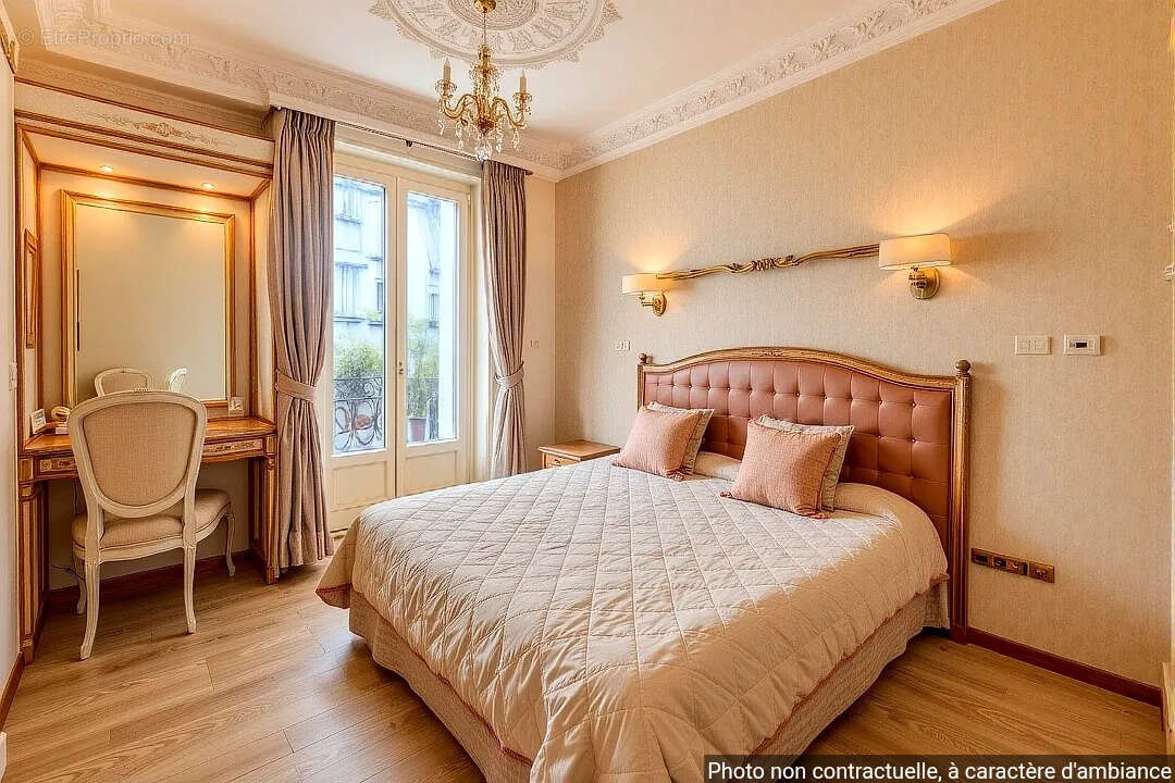 Autre à SANARY-SUR-MER