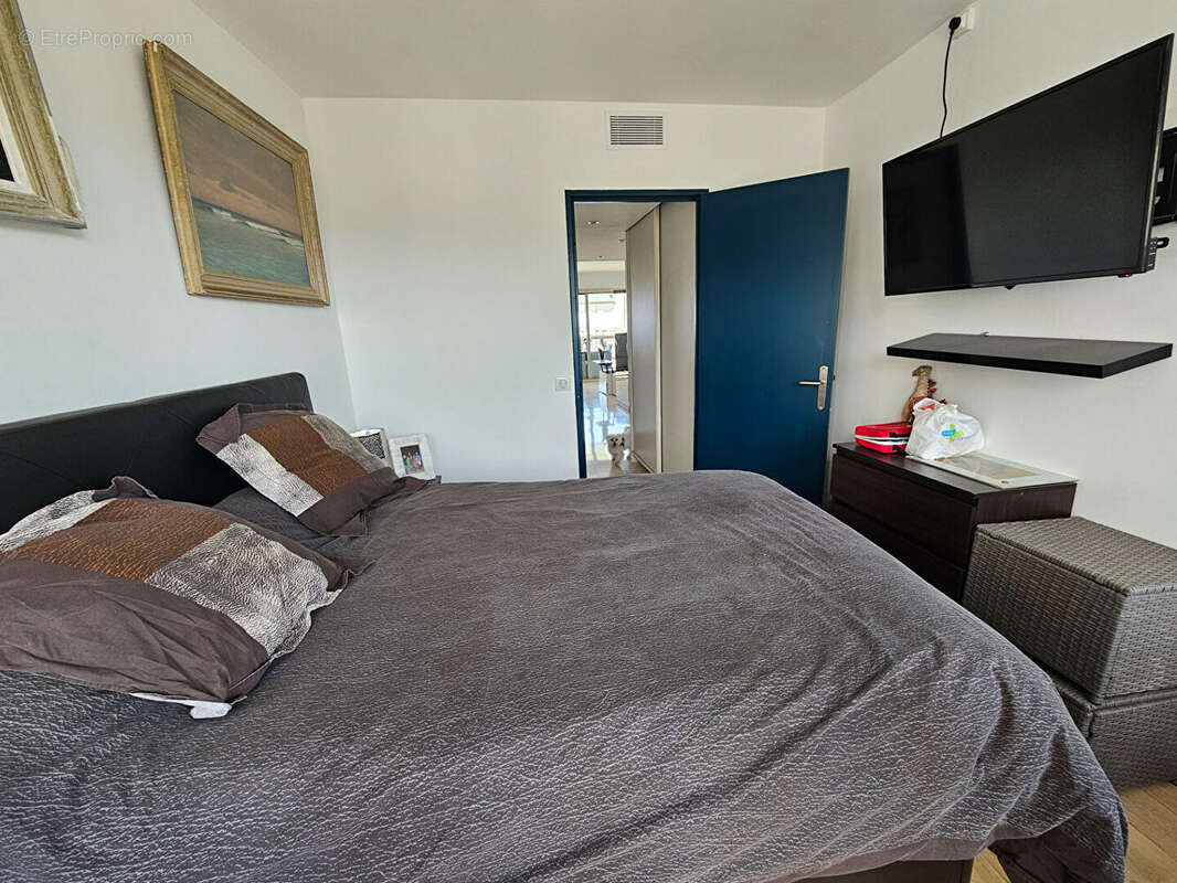 Appartement à MANDELIEU-LA-NAPOULE