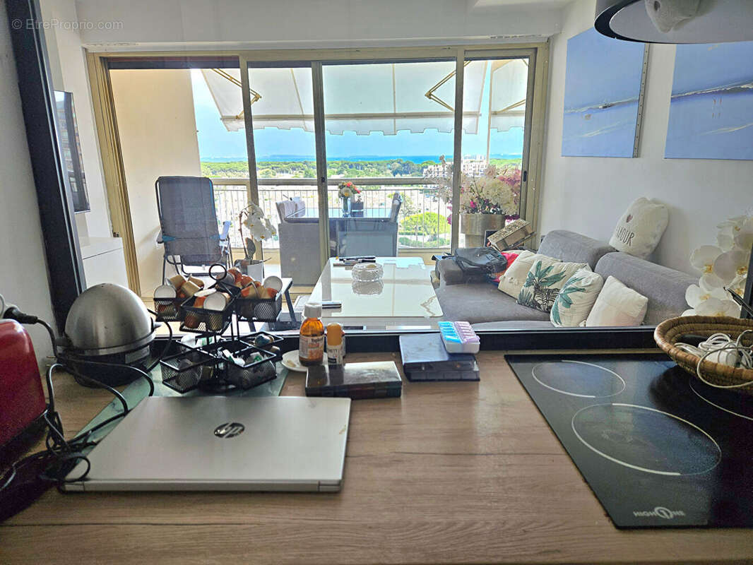 Appartement à MANDELIEU-LA-NAPOULE