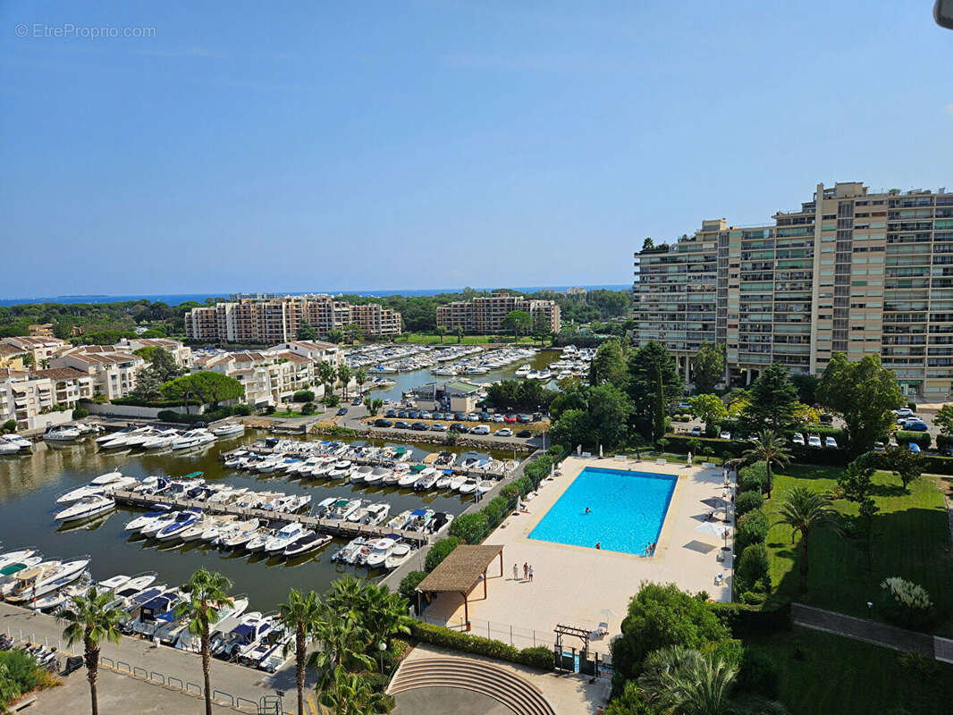 Appartement à MANDELIEU-LA-NAPOULE