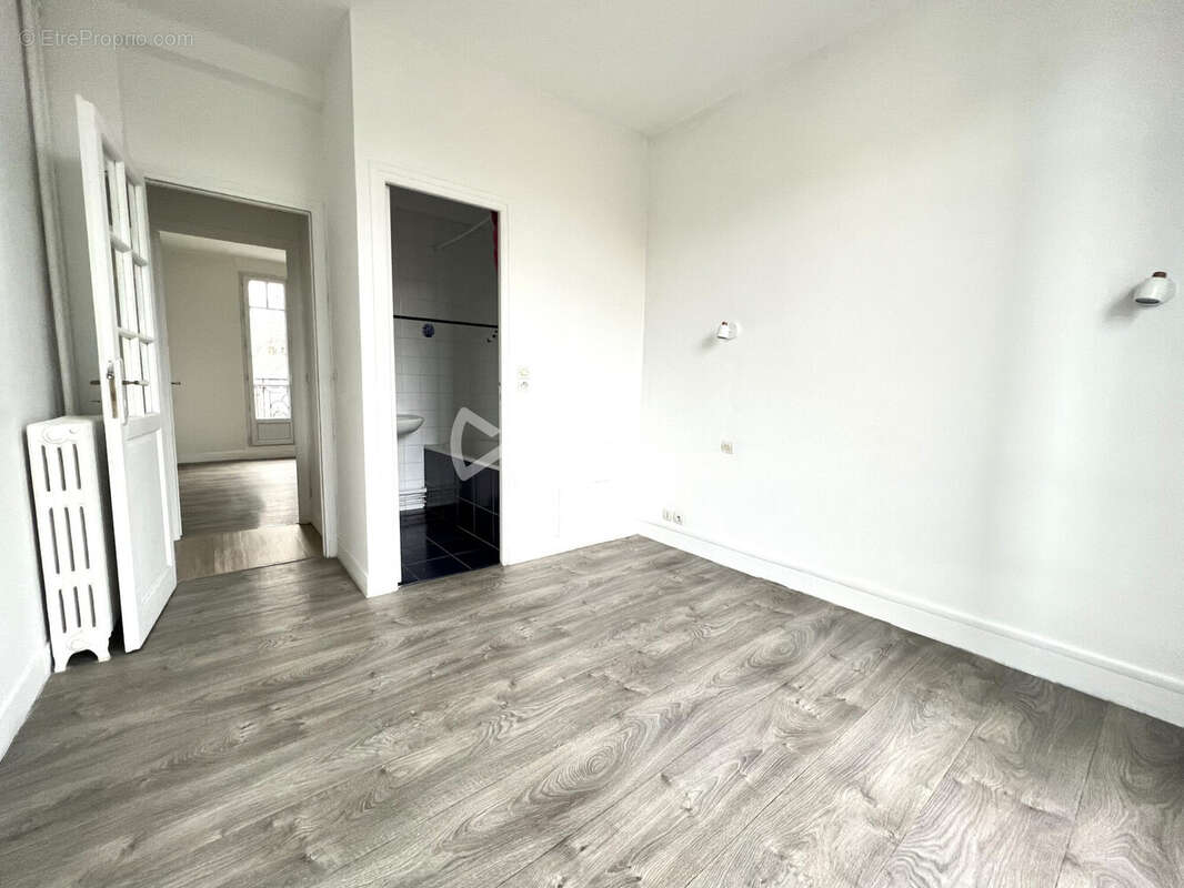 Appartement à COLOMBES