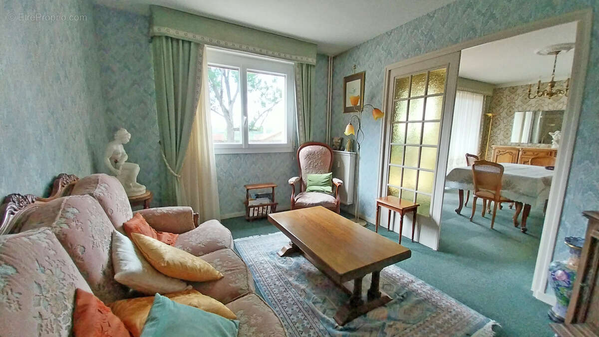 Appartement à SOISY-SUR-SEINE