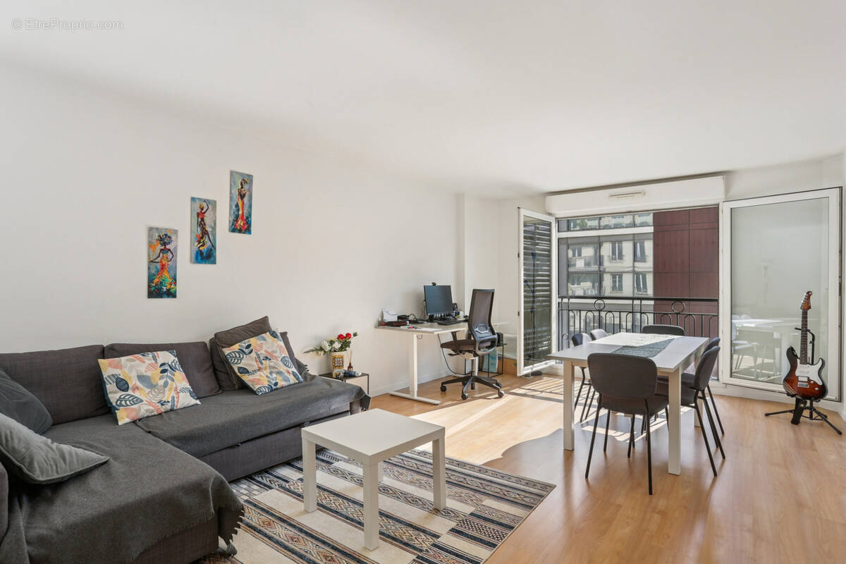 Appartement à ISSY-LES-MOULINEAUX