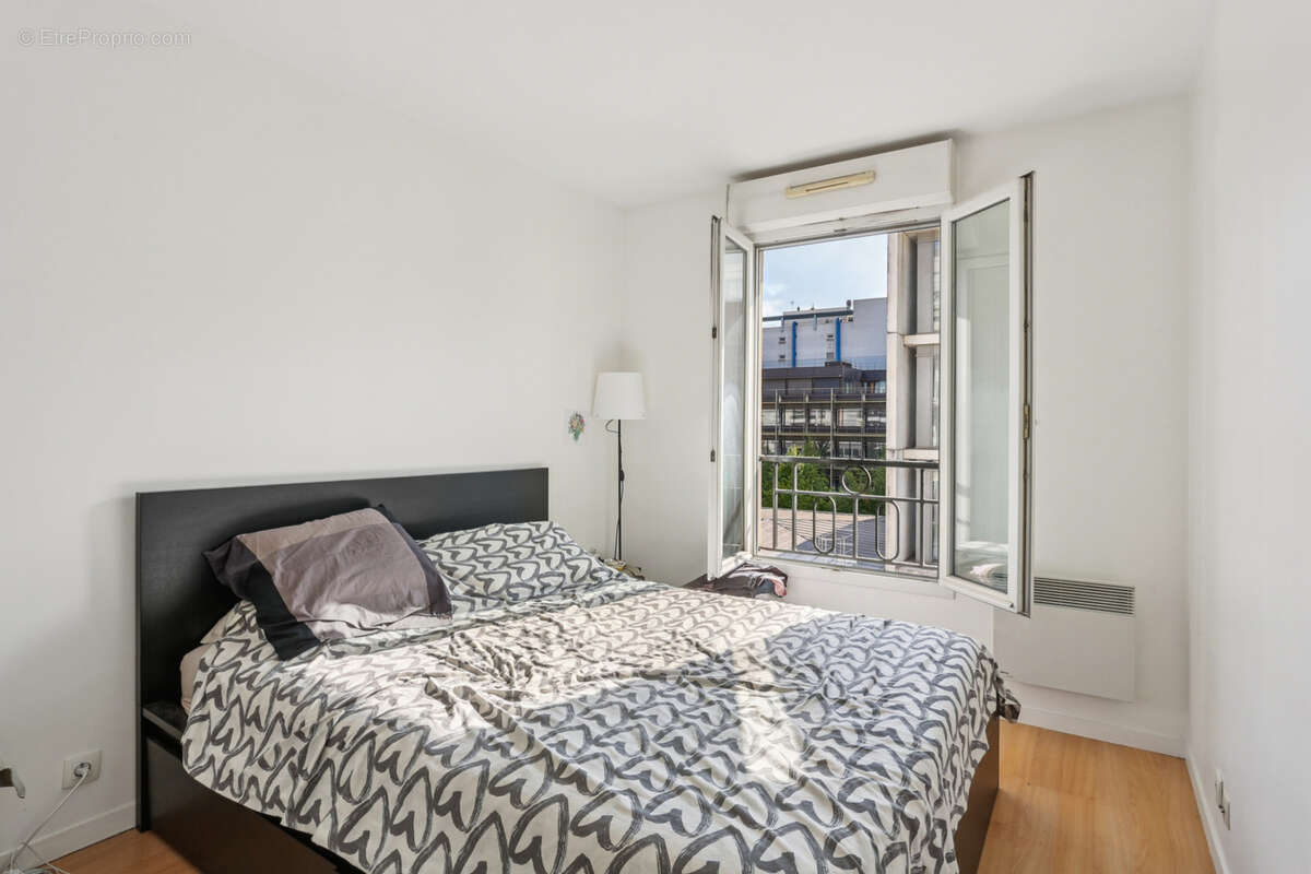 Appartement à ISSY-LES-MOULINEAUX