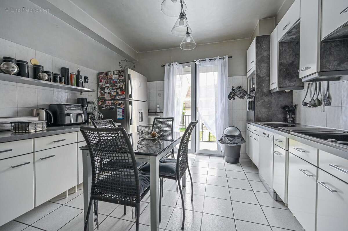 Maison à BONNEUIL-SUR-MARNE