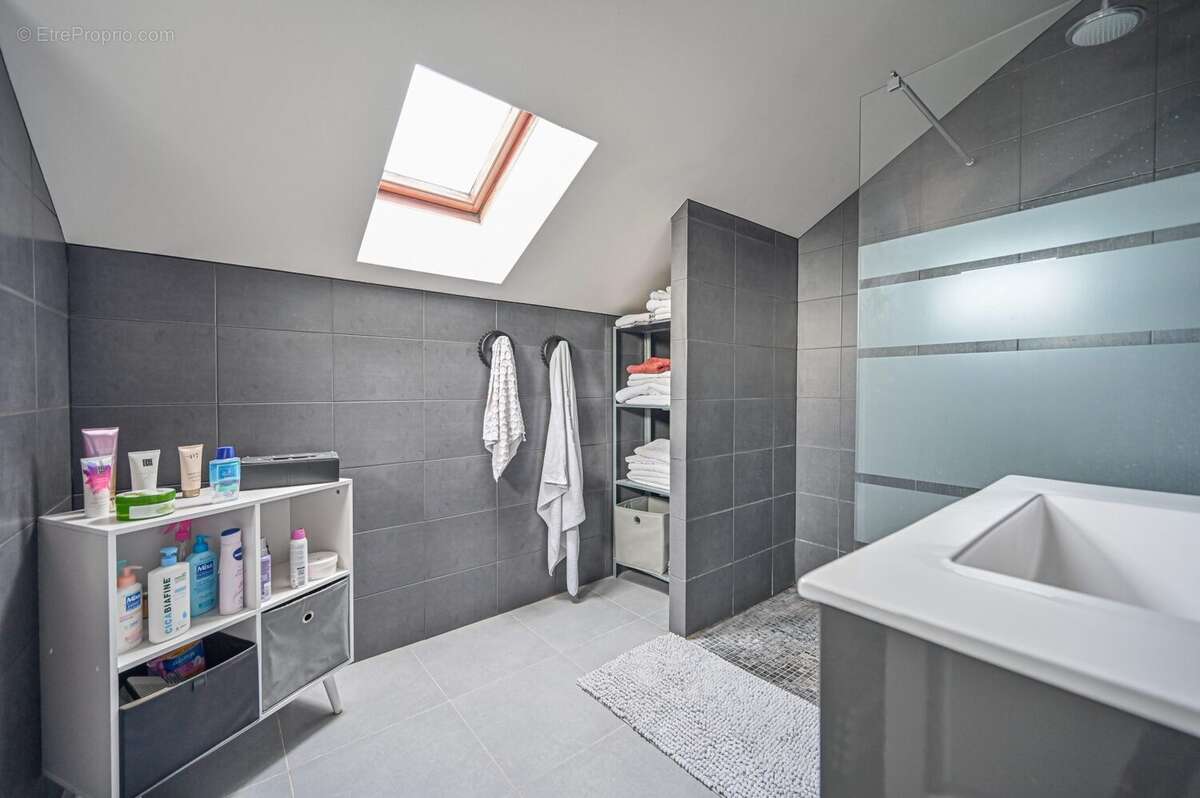 Maison à BONNEUIL-SUR-MARNE