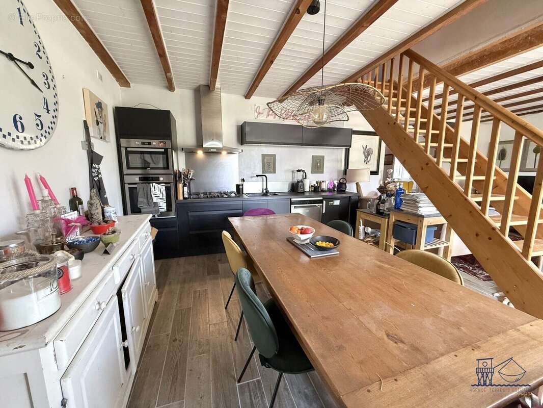 Maison à CHENAC-SAINT-SEURIN-D&#039;UZET