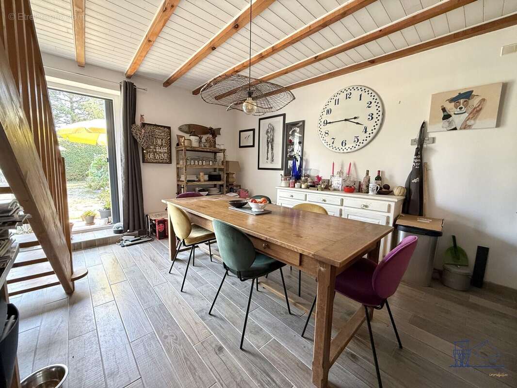 Maison à CHENAC-SAINT-SEURIN-D&#039;UZET