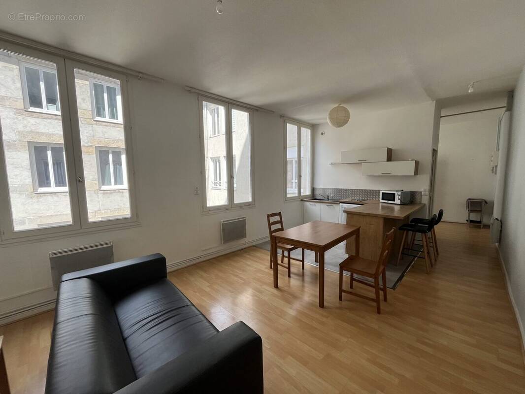 Appartement à SAINT-ETIENNE