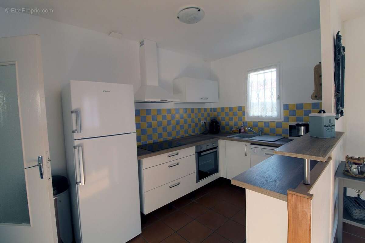 Cuisine - Maison à SAINT-PALAIS-SUR-MER