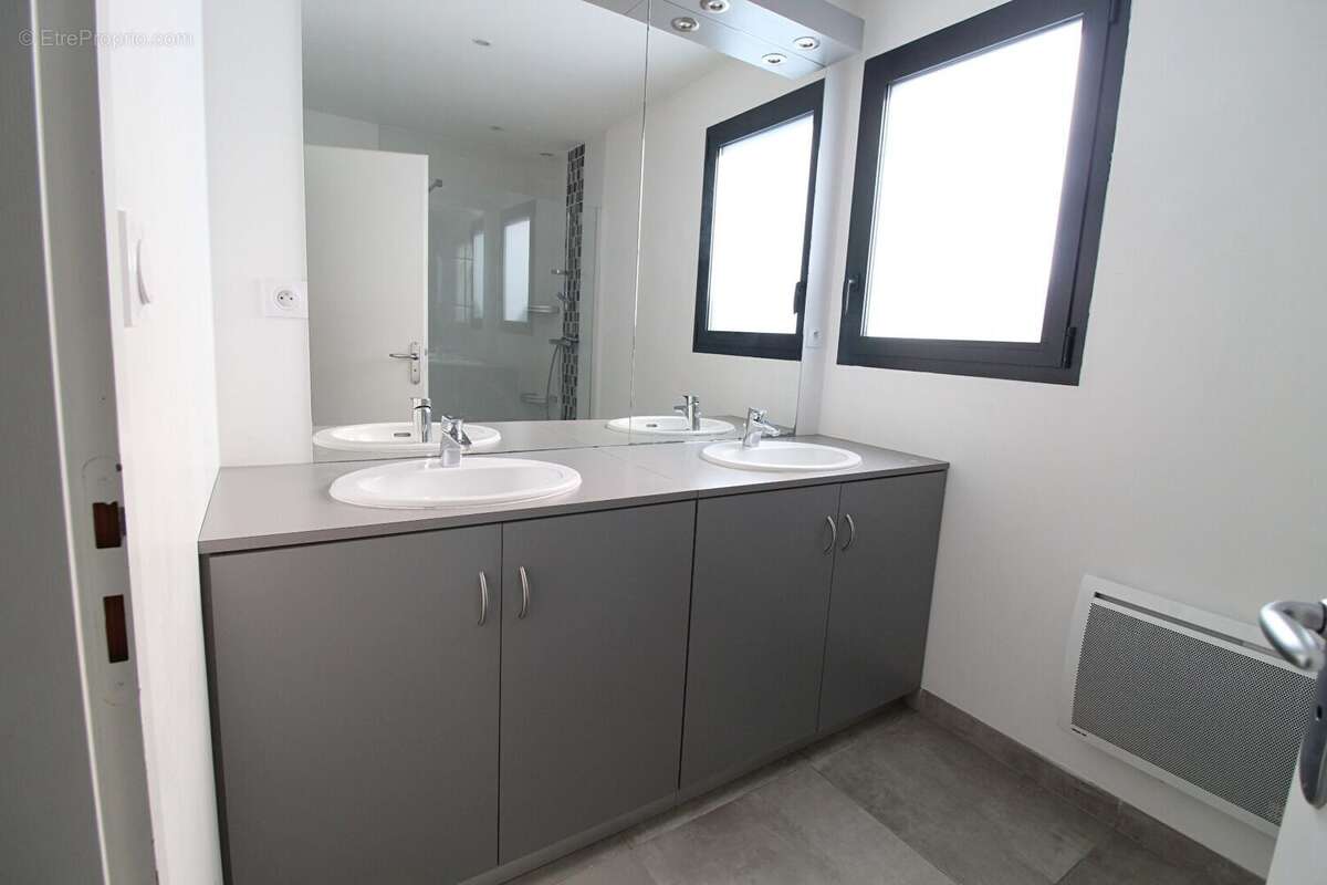 Maison à SAINT-PALAIS-SUR-MER