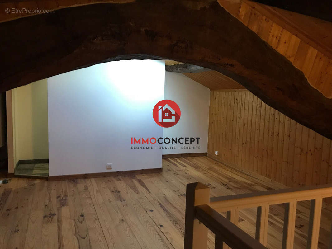 Maison à GOUDARGUES