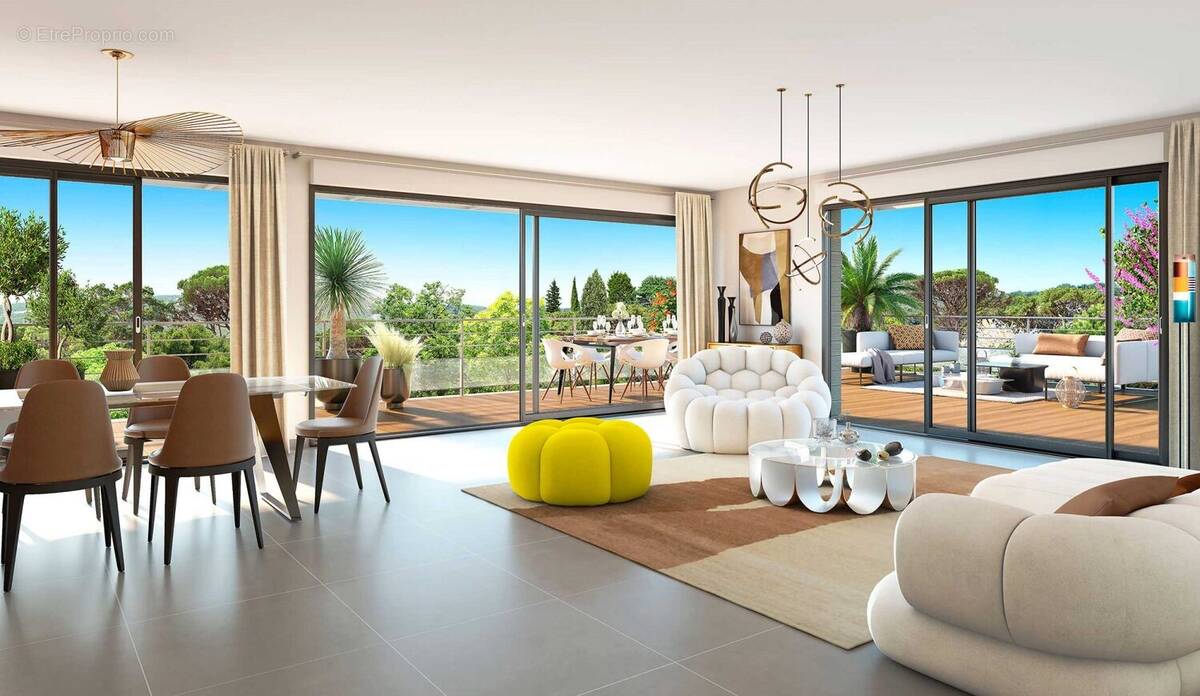 Appartement à LATTES