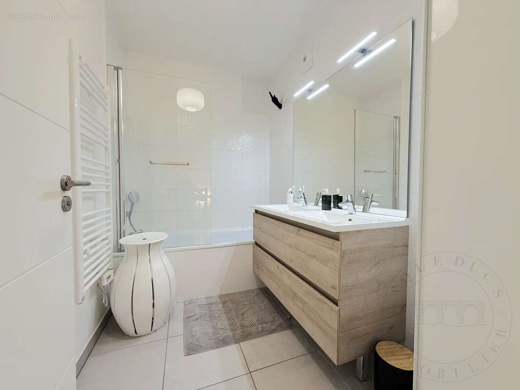 Appartement à CHAPONOST