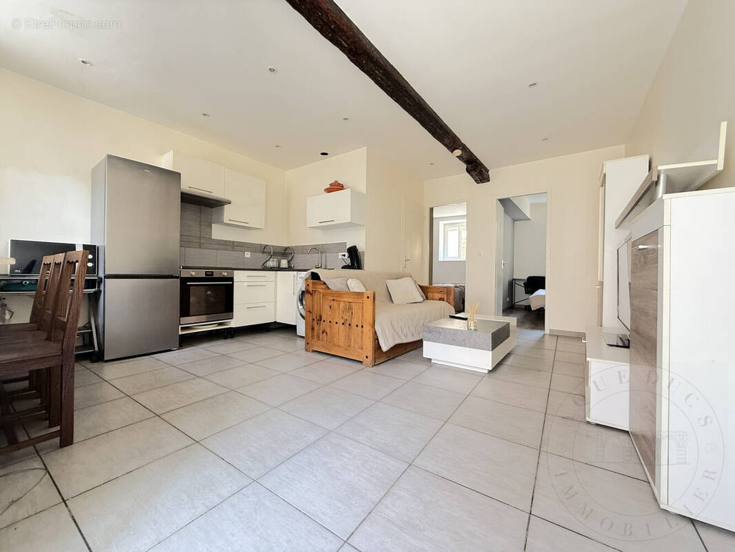 Appartement à SAINT-GENIS-LAVAL