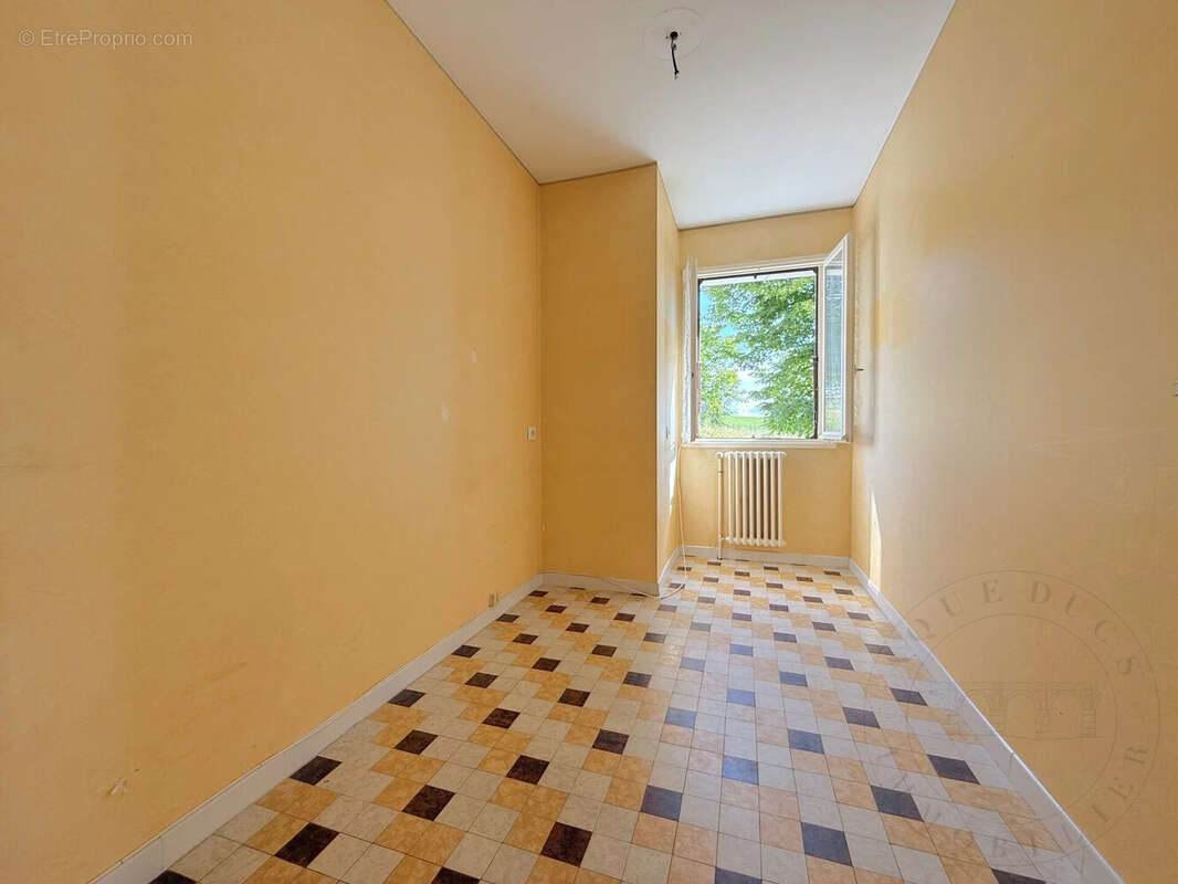 Maison à POLLIONNAY