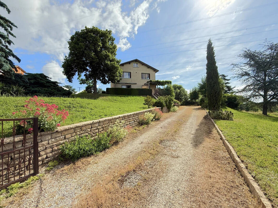 Maison à POLLIONNAY