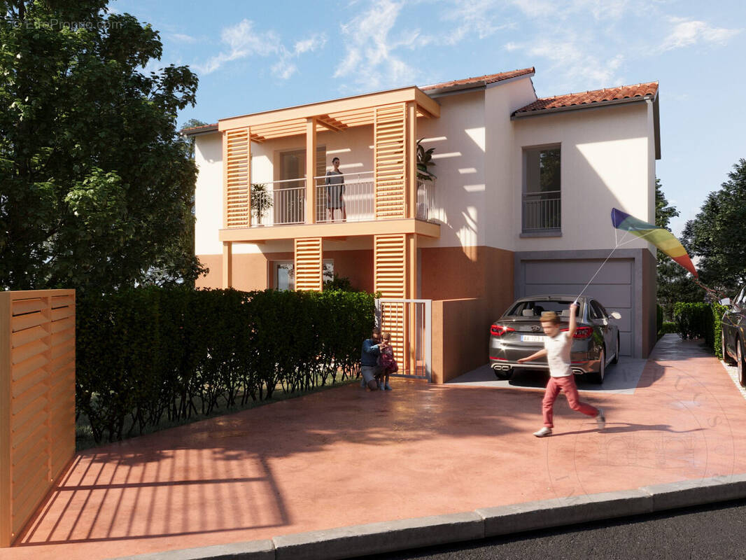 Maison à SAINTE-FOY-LES-LYON