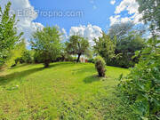 Terrain à FRANCHEVILLE