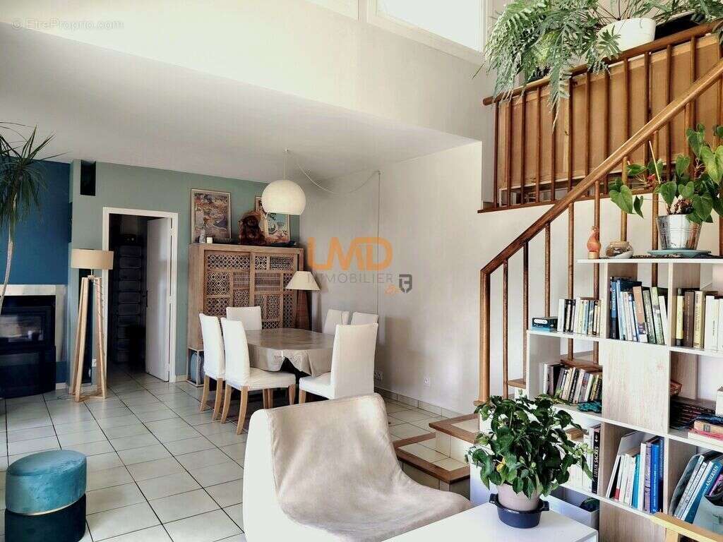 Maison à VILLEFRANCHE-DE-ROUERGUE