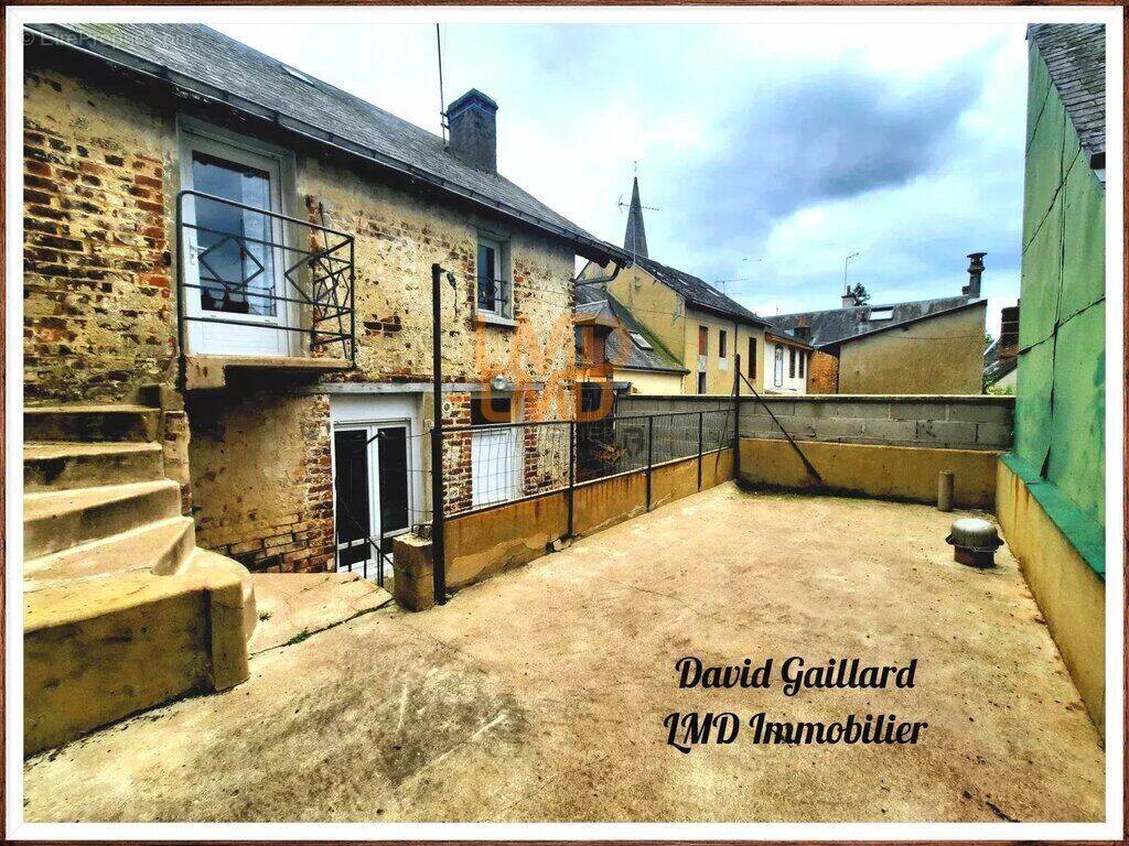 Maison à SAVIGNY-SUR-BRAYE