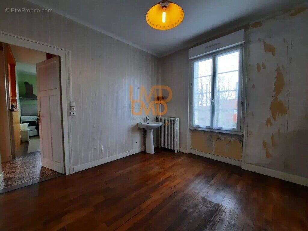 Maison à MONDOUBLEAU