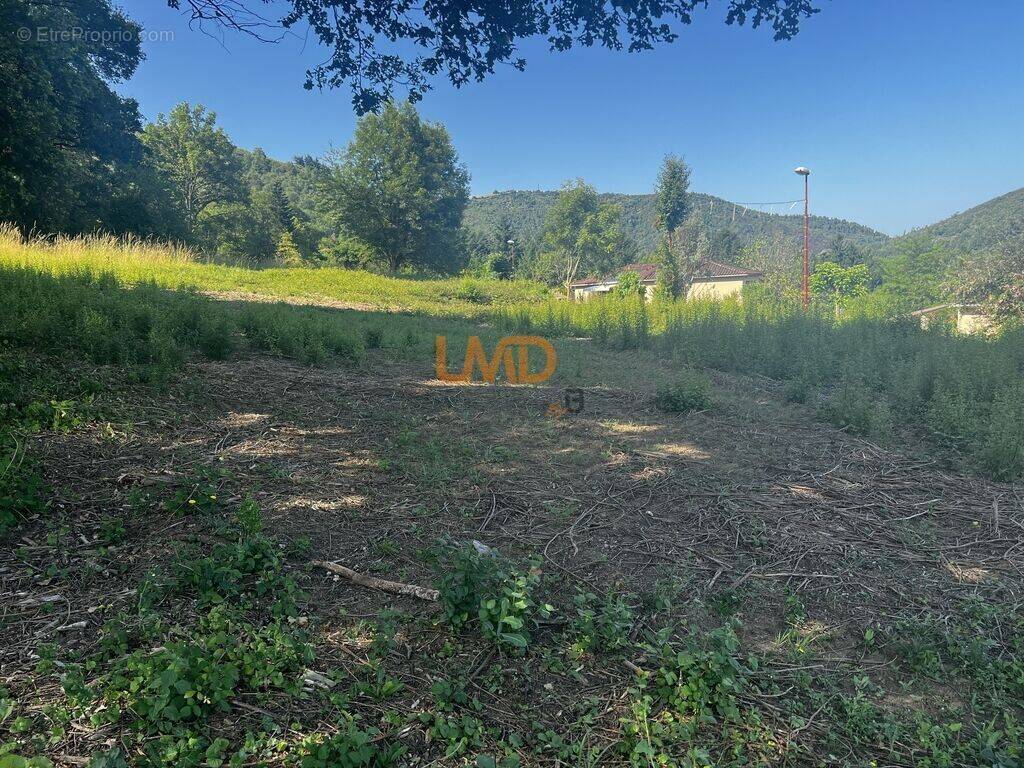 Terrain à BOISSE-PENCHOT