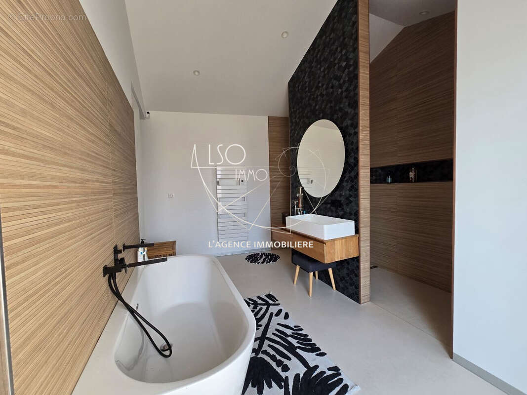 Maison à L&#039;ILE-D&#039;OLONNE