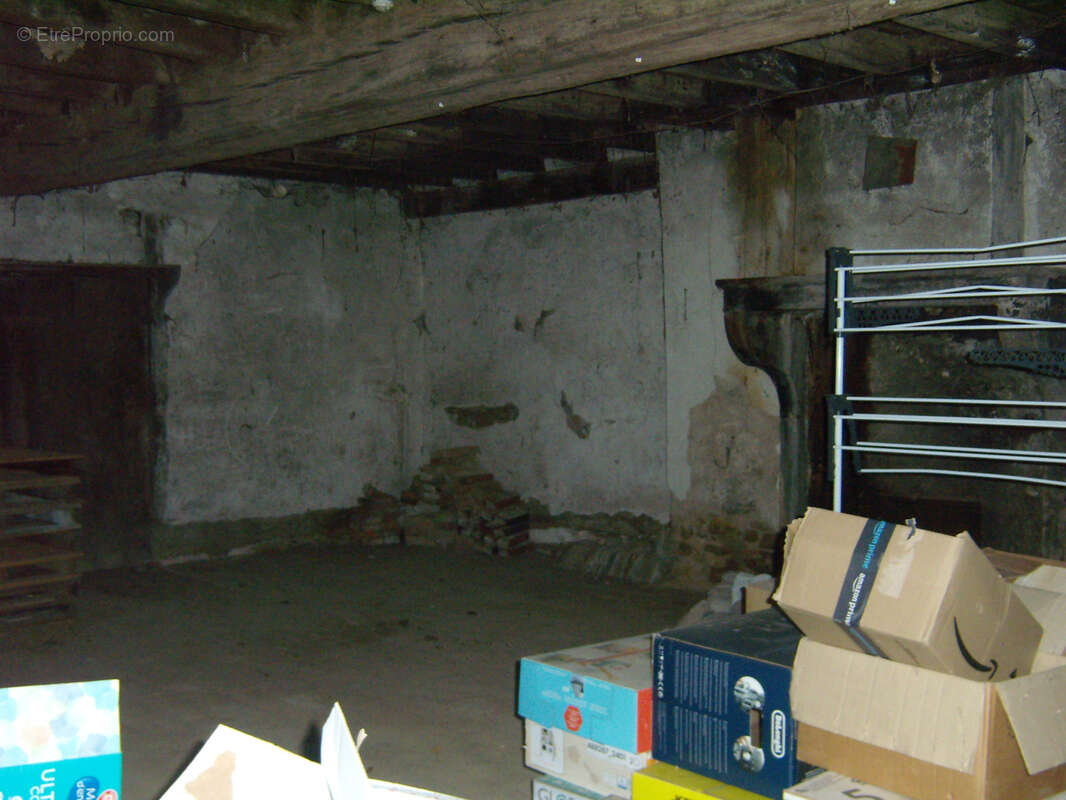 Maison à VARENNES-LE-GRAND