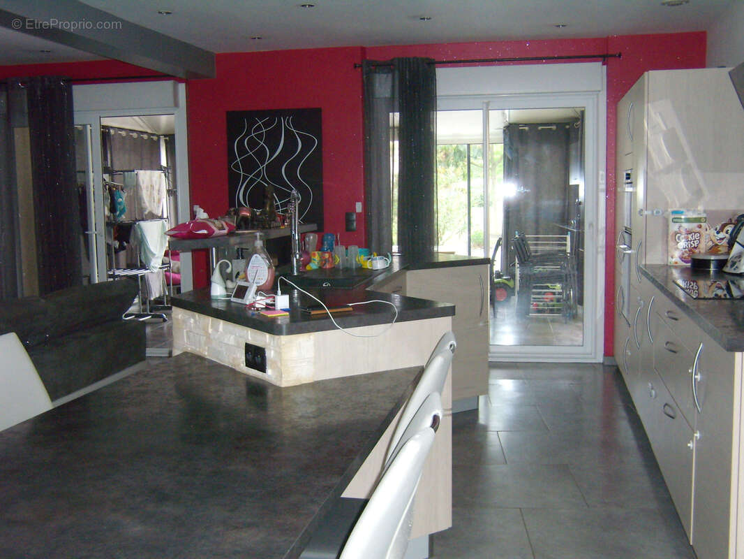 Maison à VARENNES-LE-GRAND