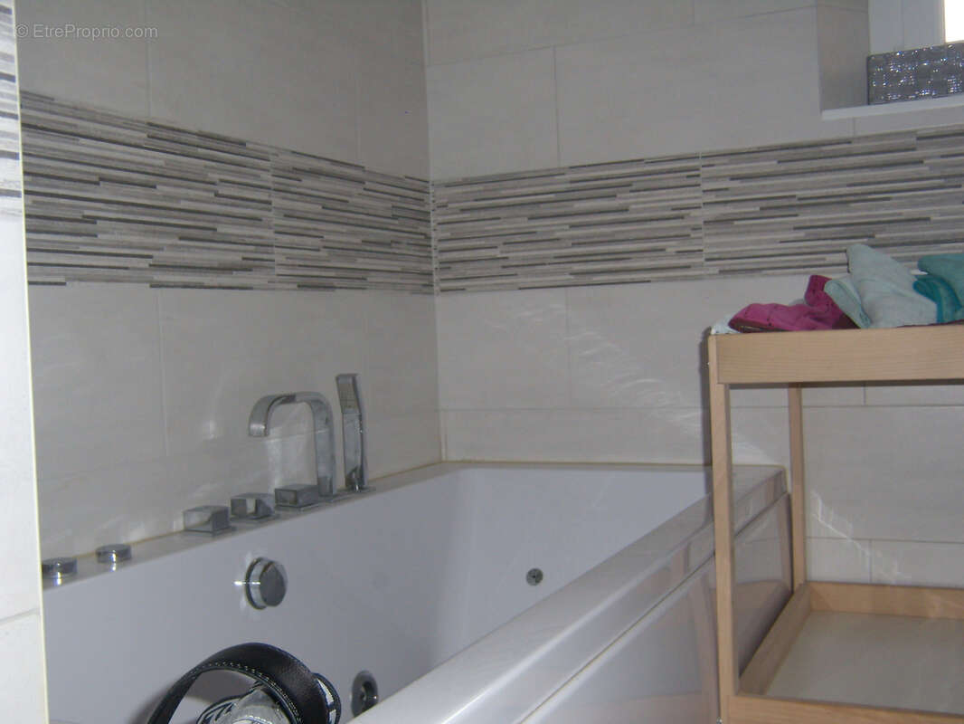 Maison à VARENNES-LE-GRAND