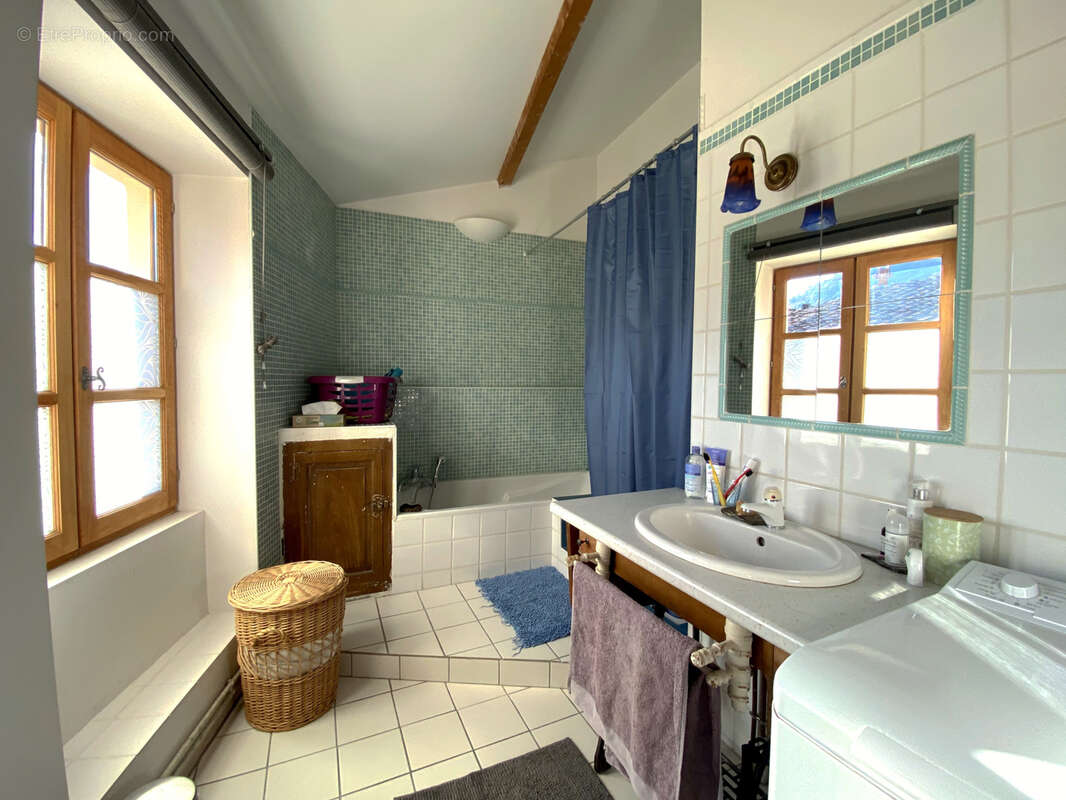 Maison à BUIS-LES-BARONNIES