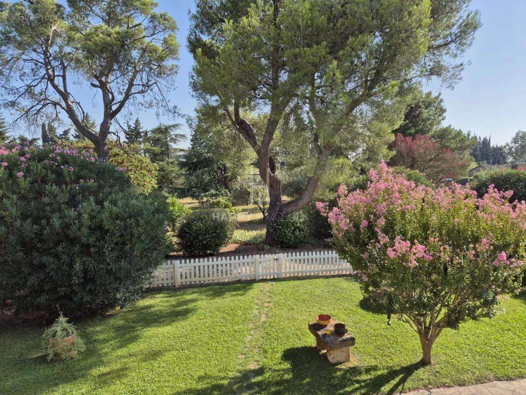 Maison à SAINT-ETIENNE-DU-GRES