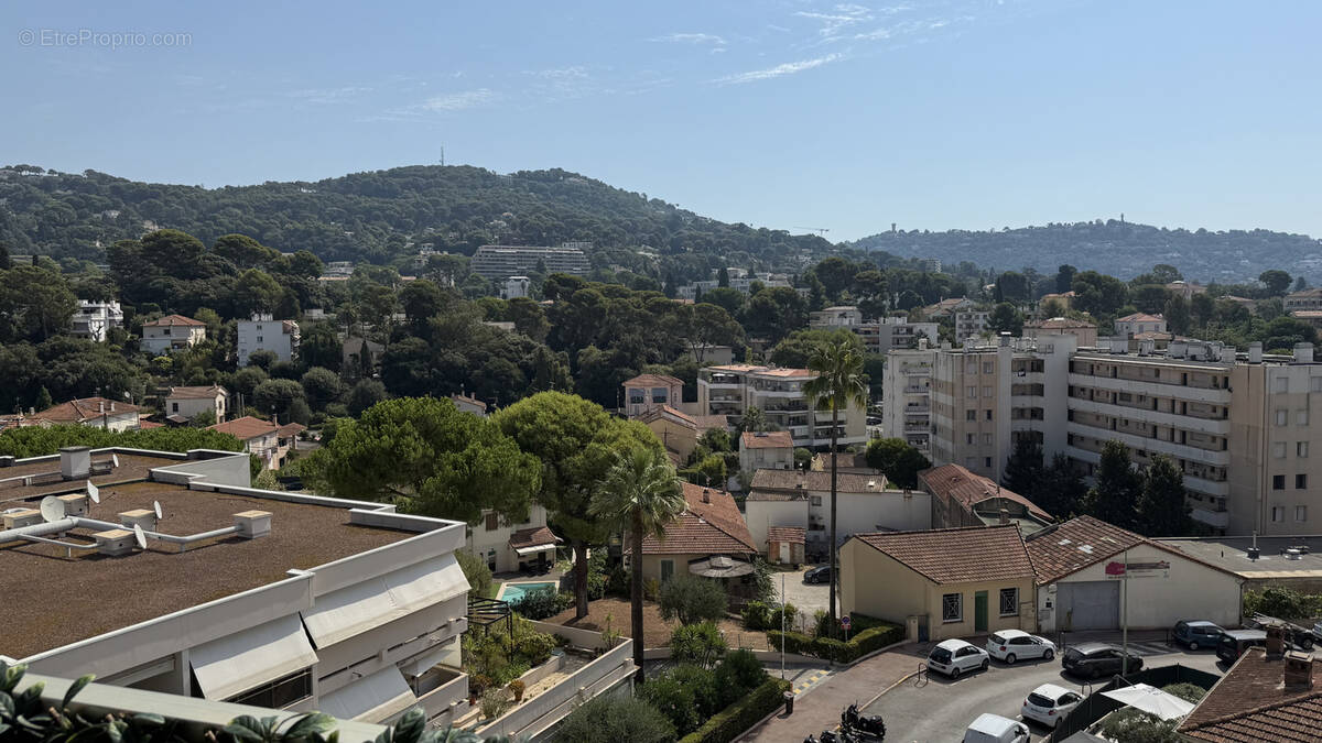 Appartement à LE CANNET