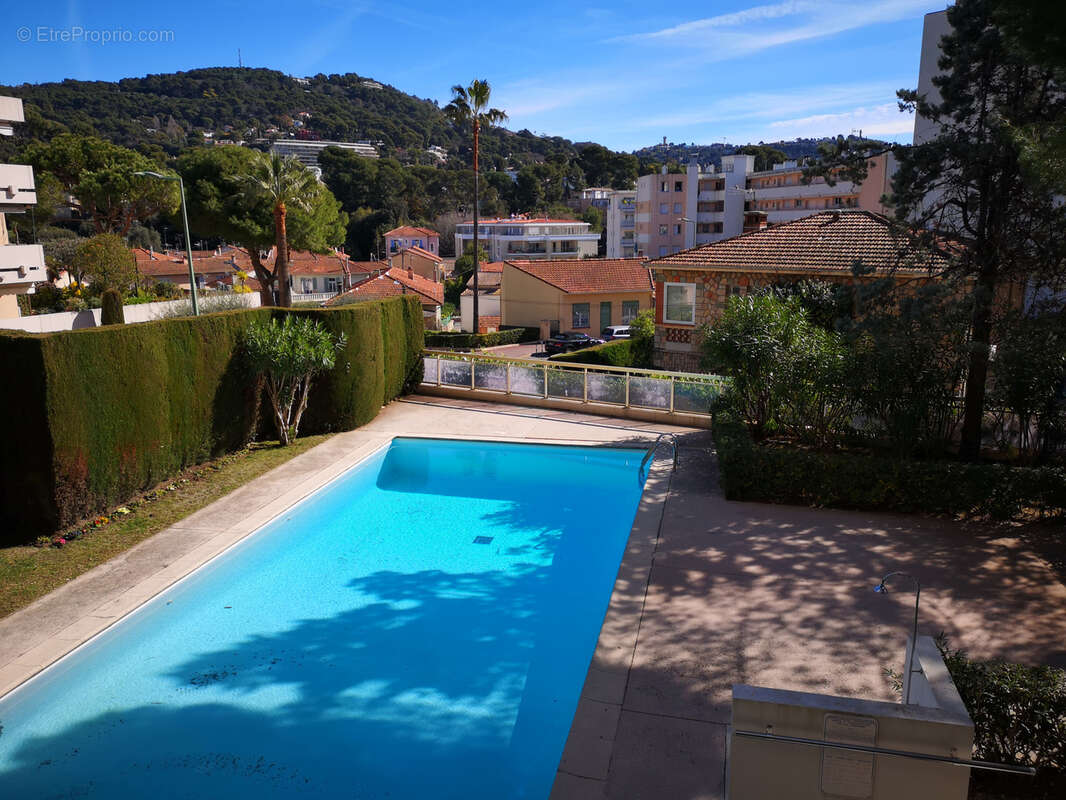 Appartement à LE CANNET